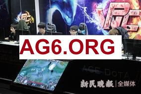 乌兹：都说一笑笑到S13，现在S16了！你在干嘛，我在干嘛！